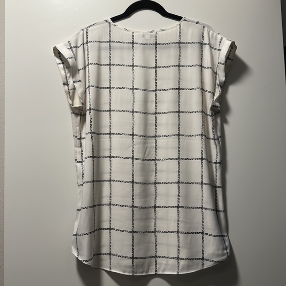 Express V-Neck Blouse - Picture 2 of 3